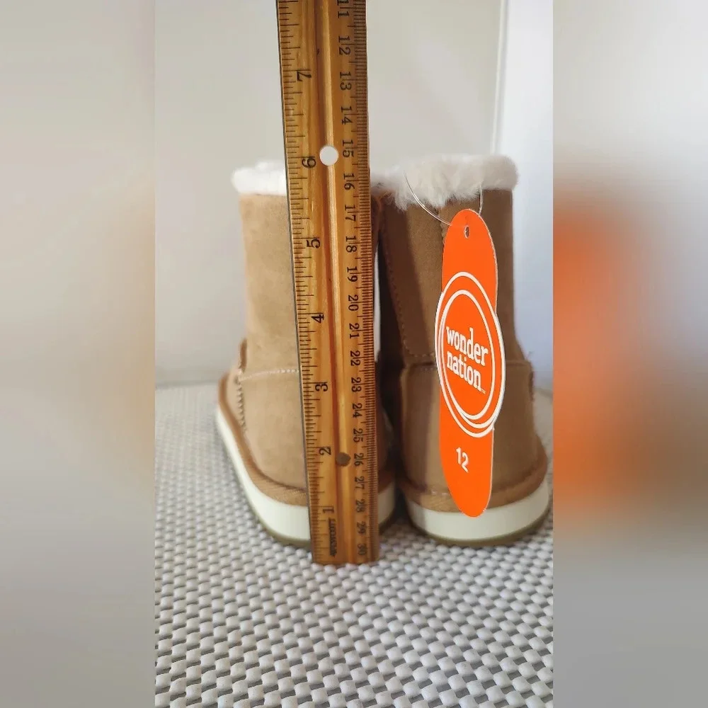 Wonder Nation Toddler Girls Faux Shearling Boots Chestnut Warm lining NWT